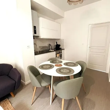 Pres De La Gare Сен-Кантен